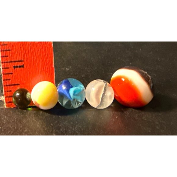 Vintage Glass Marble Set Of 5 With Swirled & Translucent Designs For Collectors - Picture 7 of 8